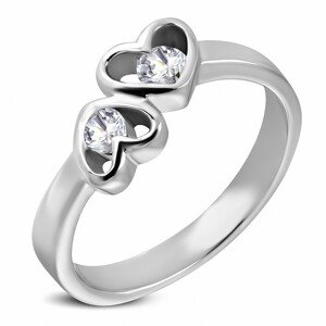 Ezüst színű acél gyűrű - kettős szív forma átlátszó cirkóniákkal - Nagyság: 51