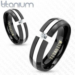 Fekete titán karikagyűrű, domború felszín, ezüst színű sáv, cirkónia, 6 mm - Nagyság: 51