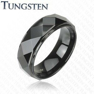Fekete wolfrám gyűrű, kiálló sáv fényes csiszolt felszínnel, 8 mm - Nagyság: 57
