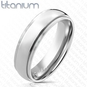 Titánium gyűrű ezüst színben - fényes sáv középen, 6 mm - Nagyság: 52