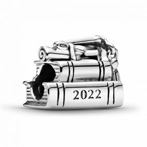 PANDORA Diplomaosztó 2022 charm